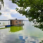 Hausboot Am Botel Luckow (Mecklenburg-Vorpommern)
