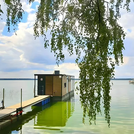 Hausboot Am Botel Luckow (Mecklenburg-Vorpommern)